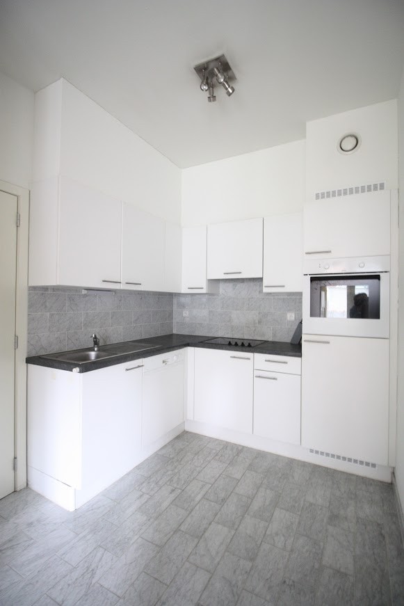 1 bed Property For Rent in Brussels,  - 2